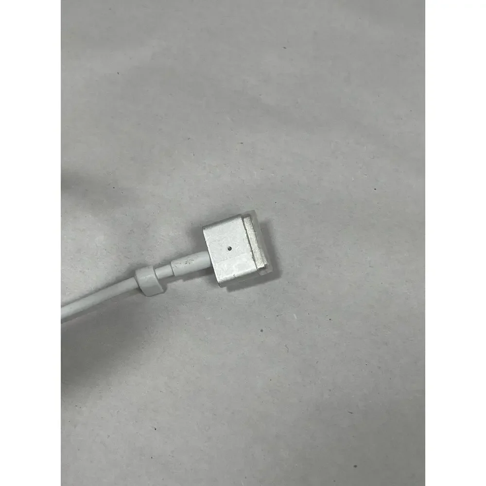 New Genuine Apple 85W MagSafe MacBook Pro Charger A1343 OEM